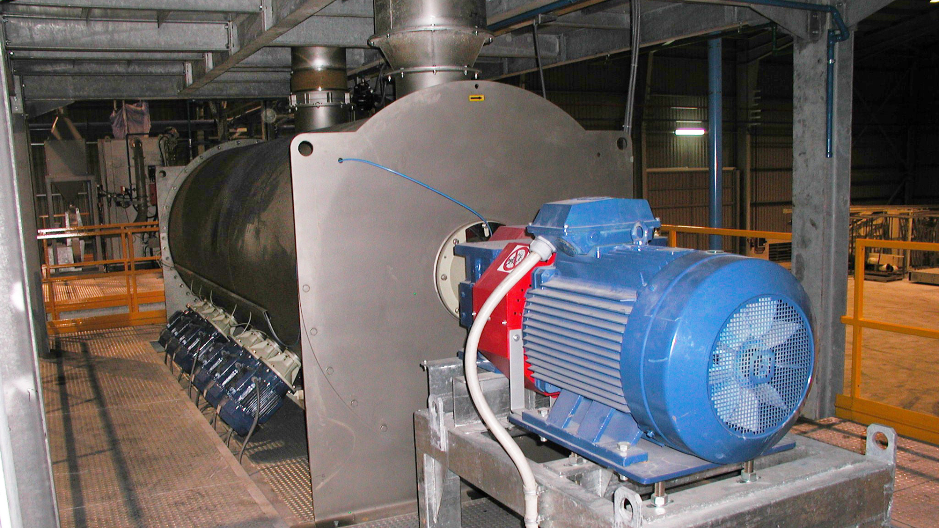 Industrial cosmetics mixers